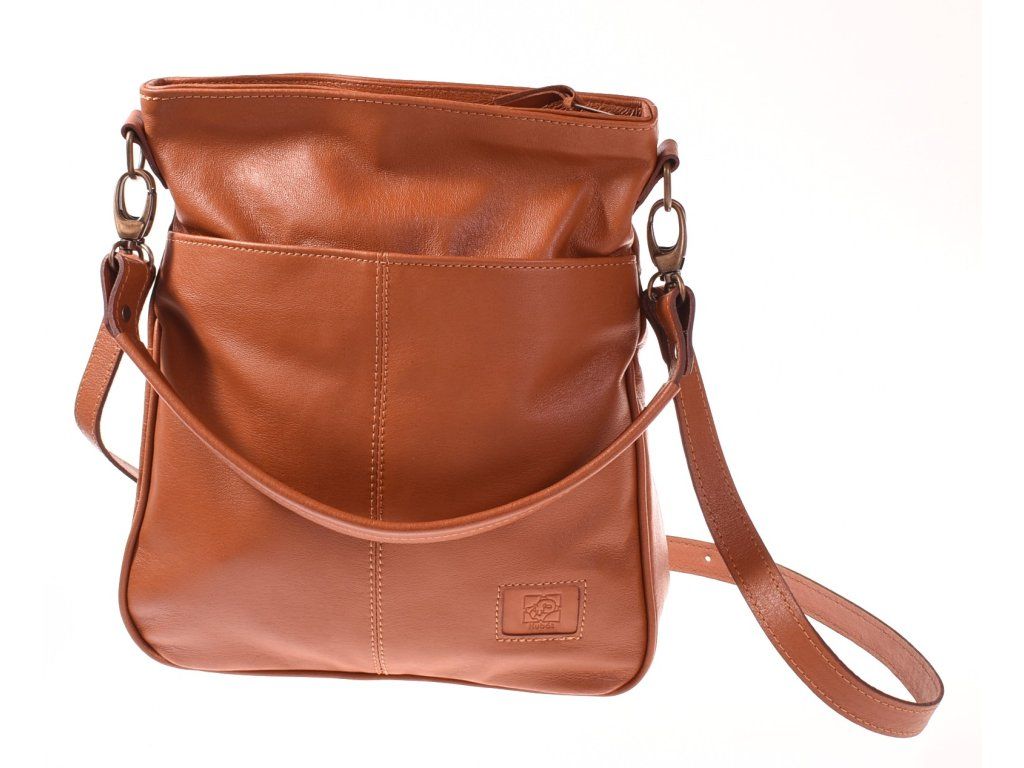 Detail kožené kabelky Amálka